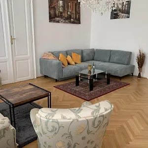 Apartment Opera, Wien