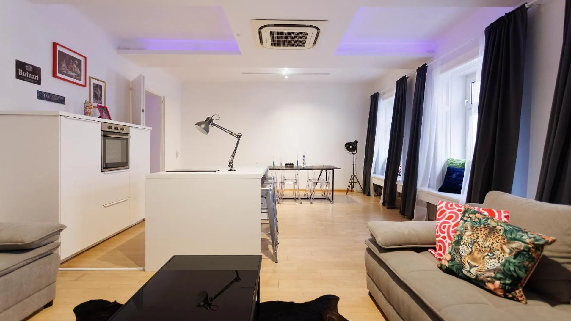 Apartment Luxury City Central Suite Vienna
