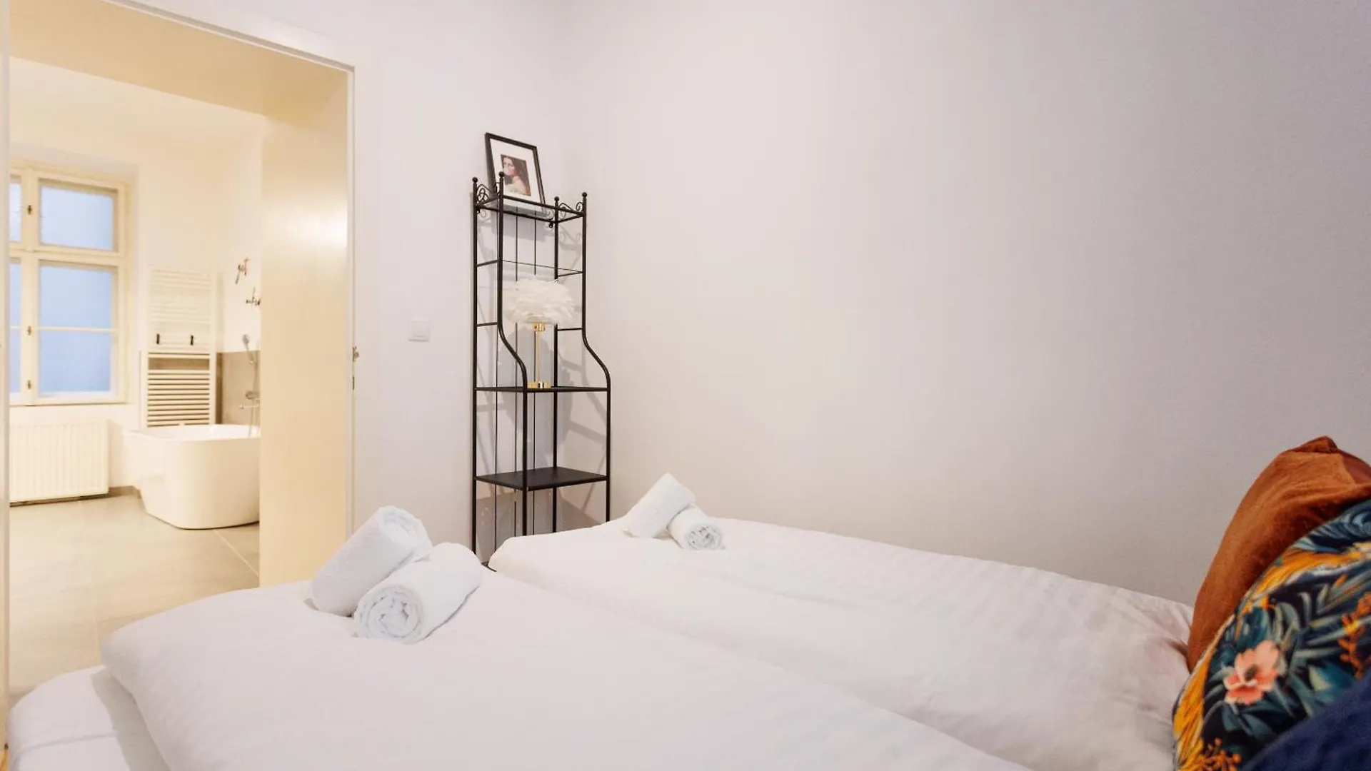 Luxury City Central Suite Vienna Apartment